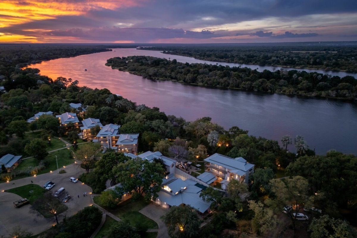The Palm River Lodge