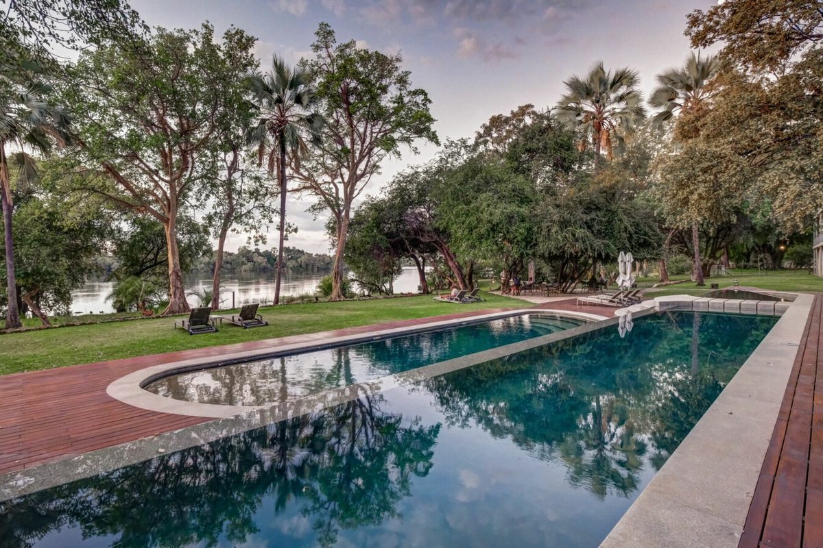 The Palm River Lodge